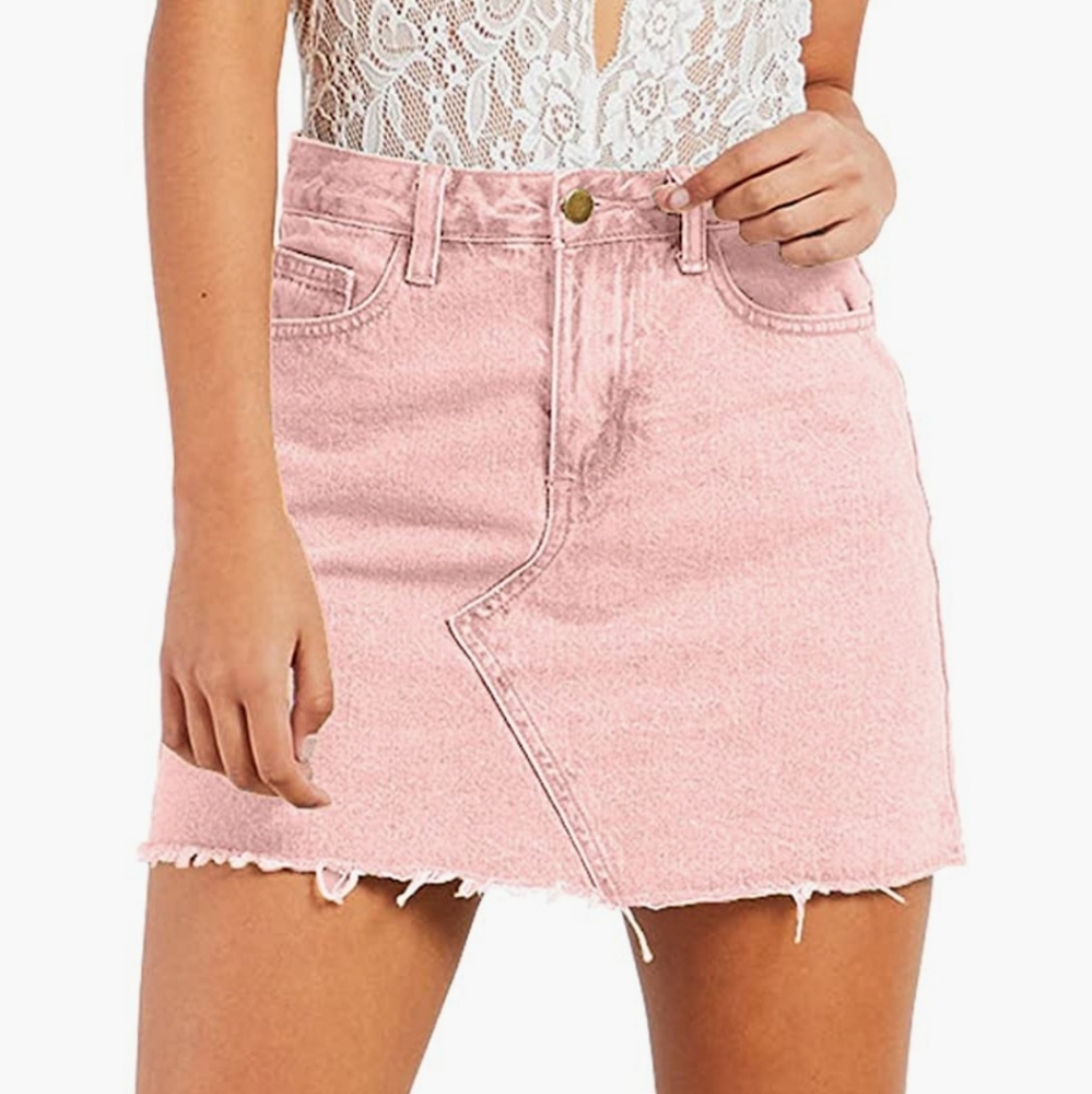 Light pink mini skirt